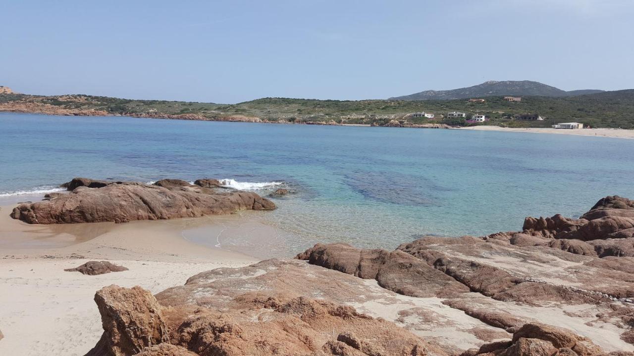 Casa Vacanza Costa Rossa Vista Mare Trinità dʼAgultu エクステリア 写真