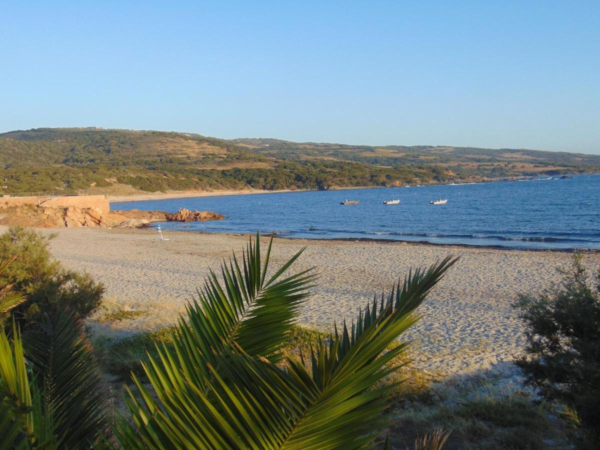 Casa Vacanza Costa Rossa Vista Mare Trinità dʼAgultu エクステリア 写真