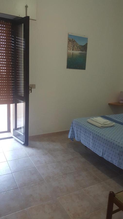 Casa Vacanza Costa Rossa Vista Mare Trinità dʼAgultu エクステリア 写真
