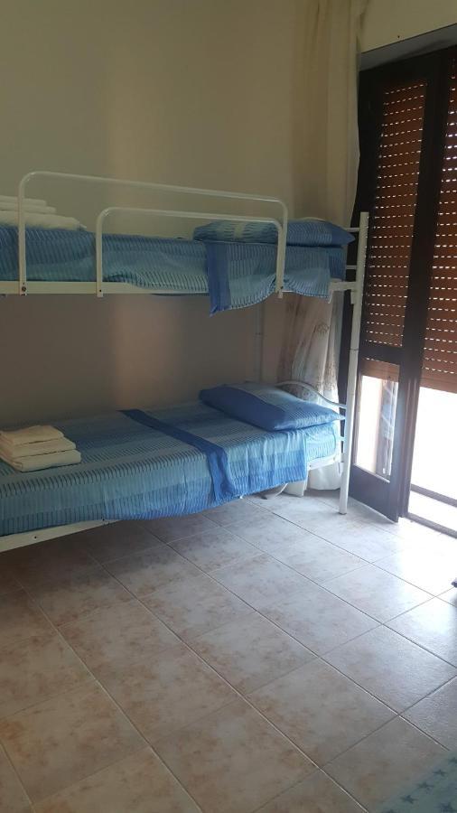 Casa Vacanza Costa Rossa Vista Mare Trinità dʼAgultu エクステリア 写真