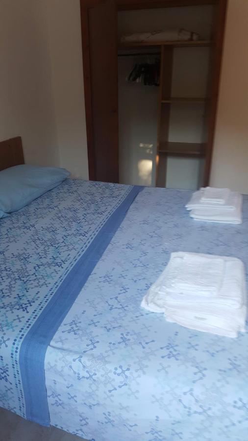 Casa Vacanza Costa Rossa Vista Mare Trinità dʼAgultu エクステリア 写真